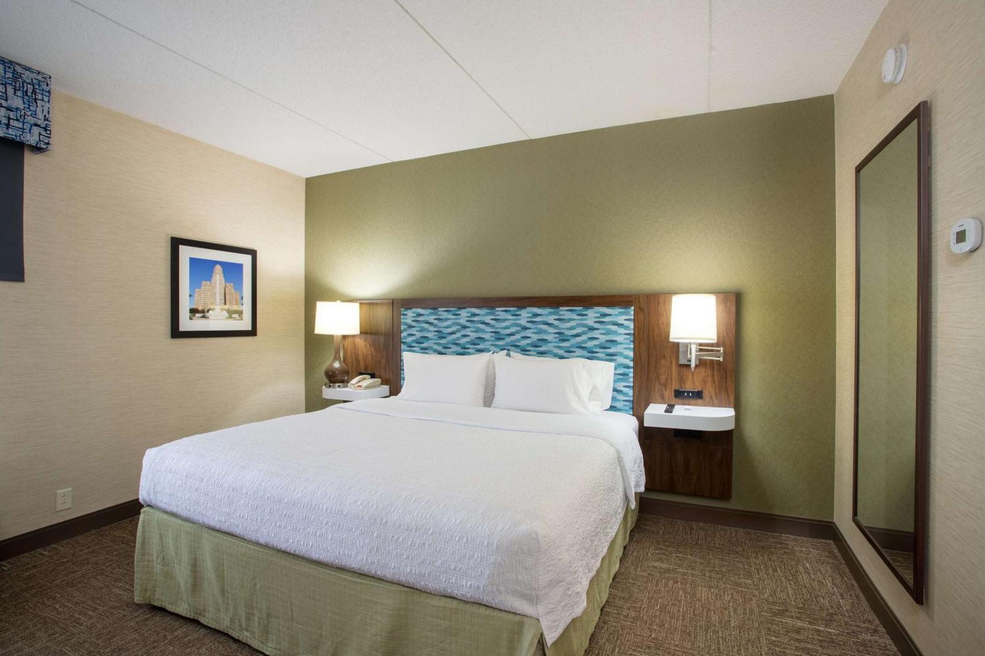 Hotel Hampton Buffalo-south/i-90 3*