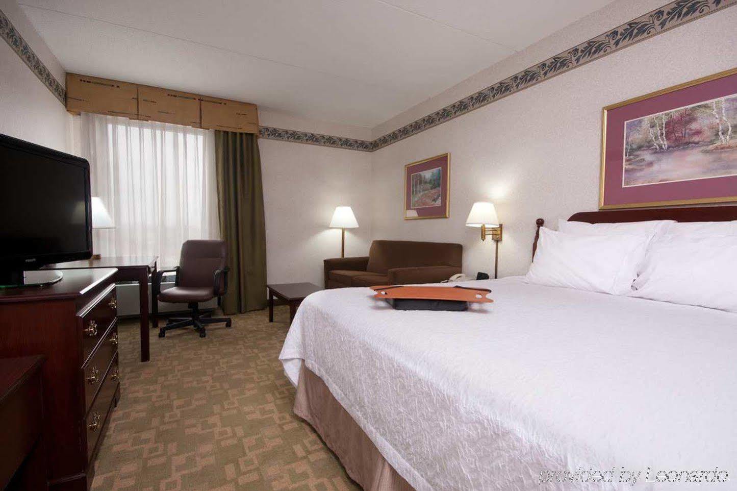 Hotel Hampton Buffalo-south/i-90 3*
